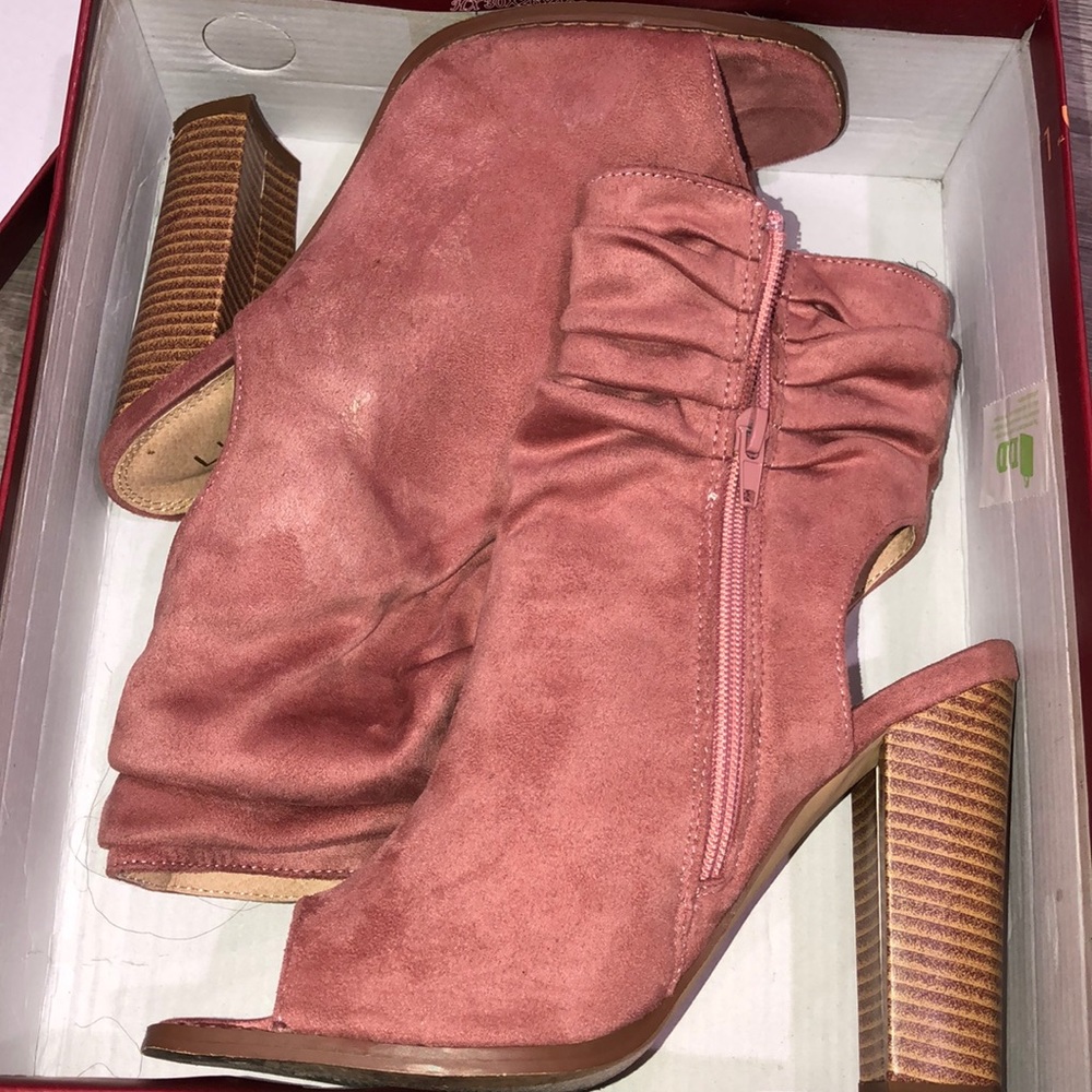 Summer or fall dusty pink heels